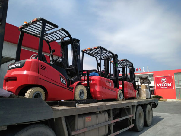 xe nâng điện 3 bánh Hangcha