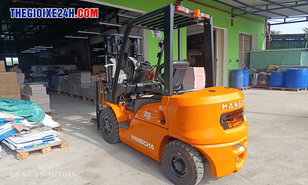 Xe nâng dầu 2.5 tấn X Series Hangcha giá tốt