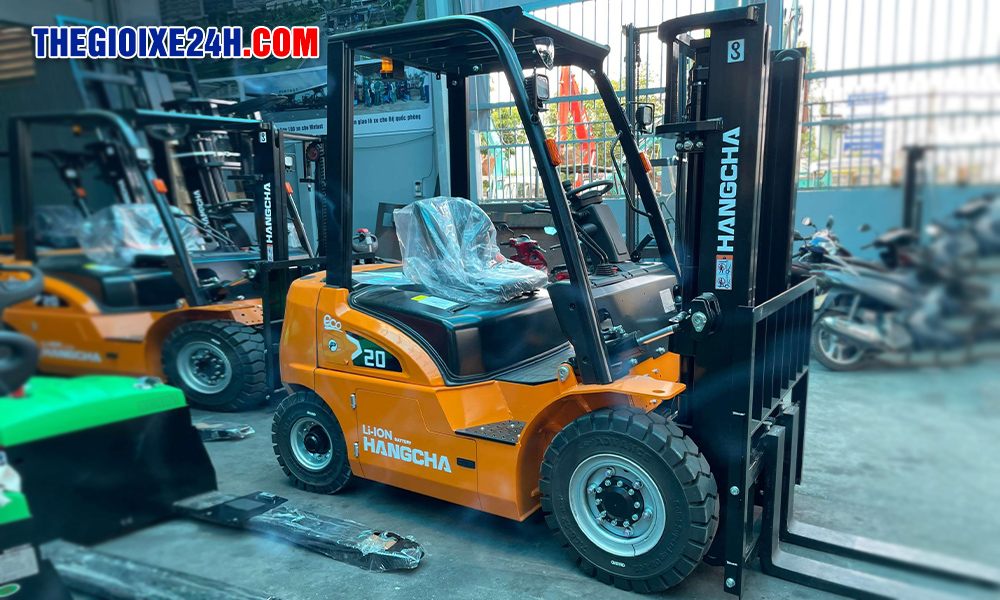 Xe nâng điện 2 tấn dòng XE Hangcha giá tốt